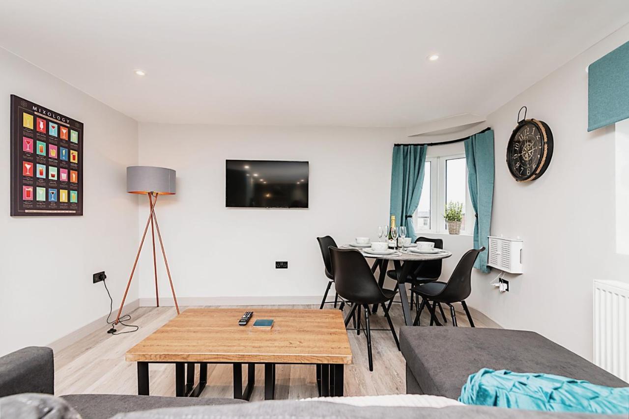 The Burton Penthouse By Fortuna Property Cheltenham Exteriör bild