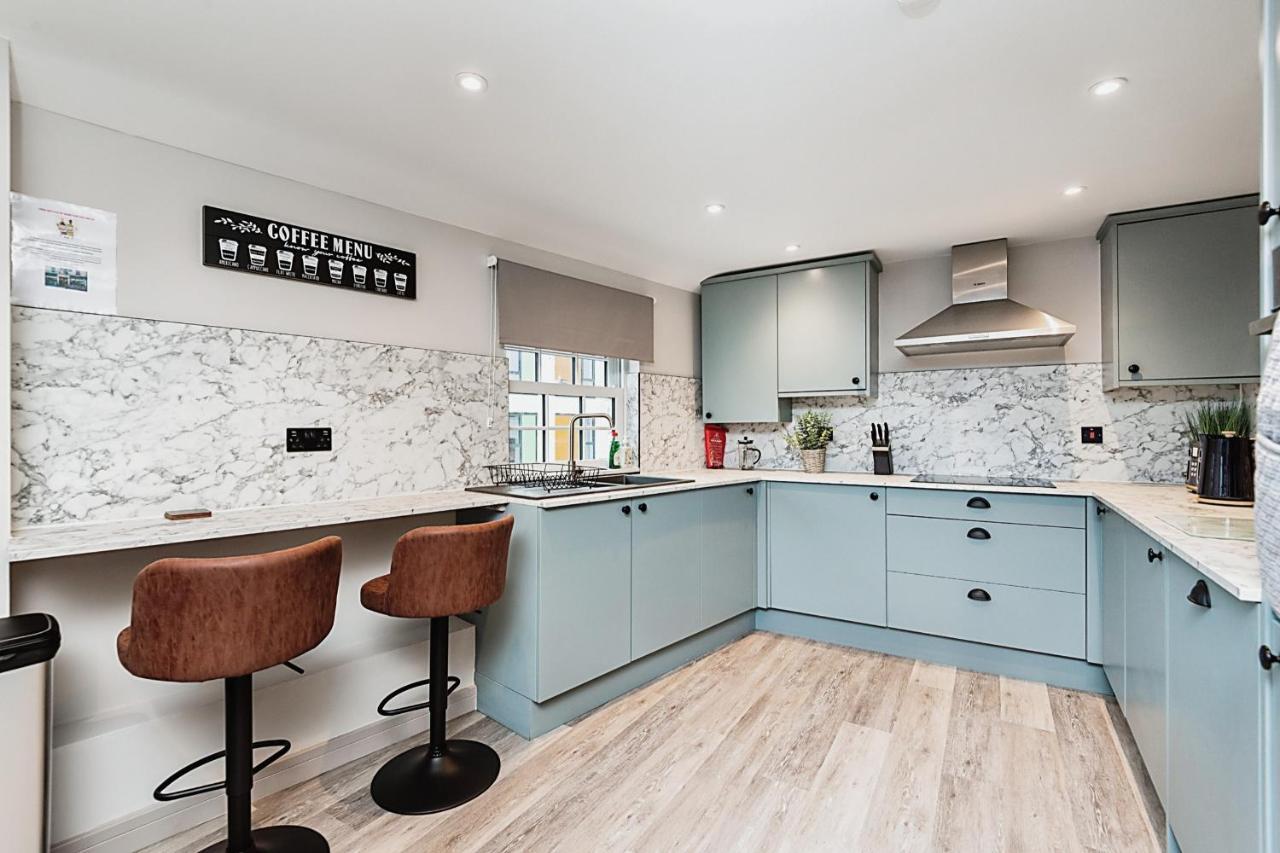 The Burton Penthouse By Fortuna Property Cheltenham Exteriör bild
